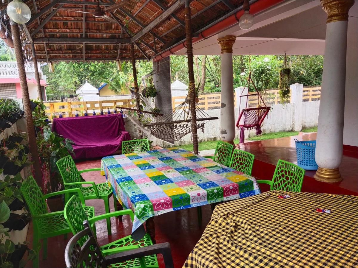 Marari Beach Clleetus Homestay Mararikulam Luaran gambar
